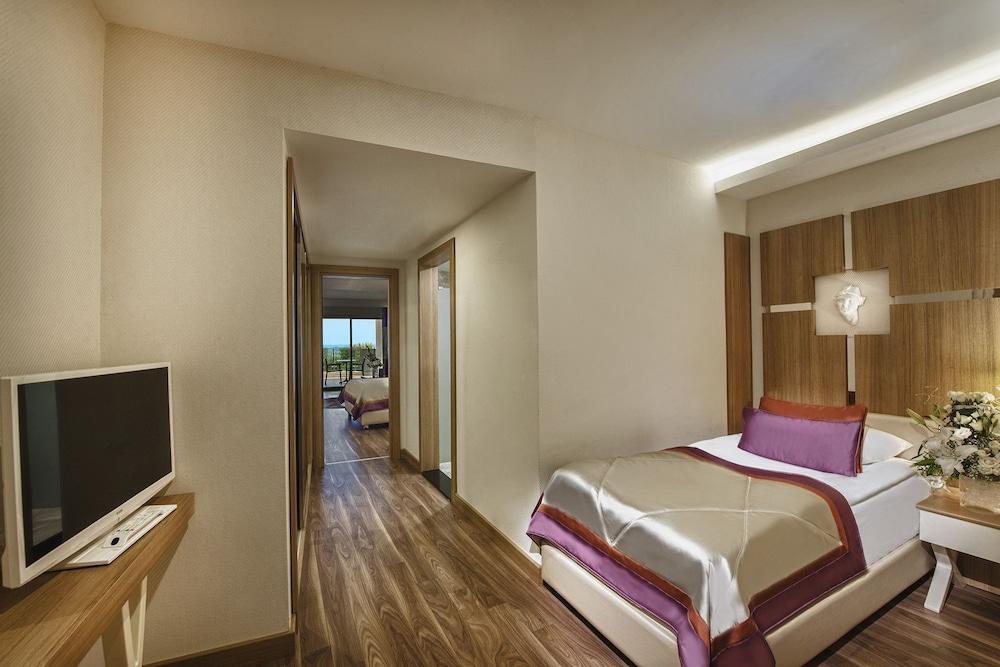 Delphin Botanik Hotel Okurcalar Exterior foto